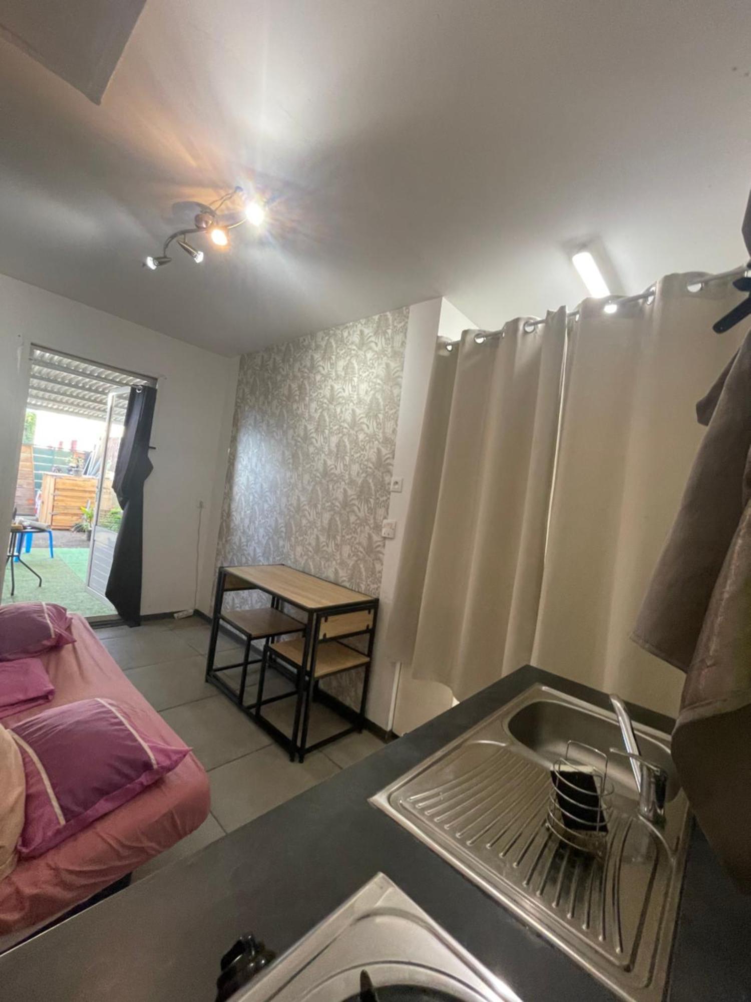 Mobilhome Pour 2 Personnes Le Tampon Exteriör bild