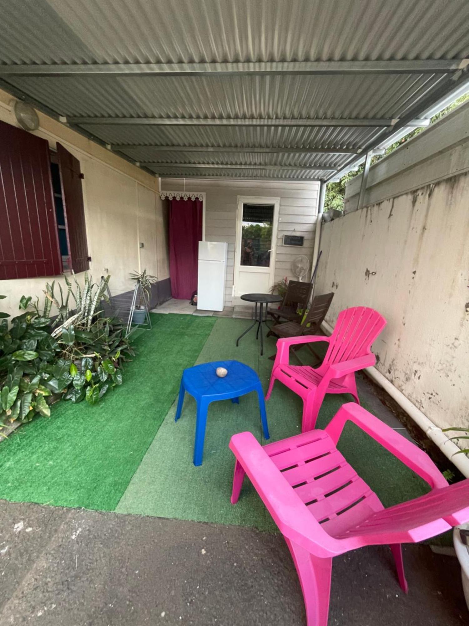 Mobilhome Pour 2 Personnes Le Tampon Exteriör bild